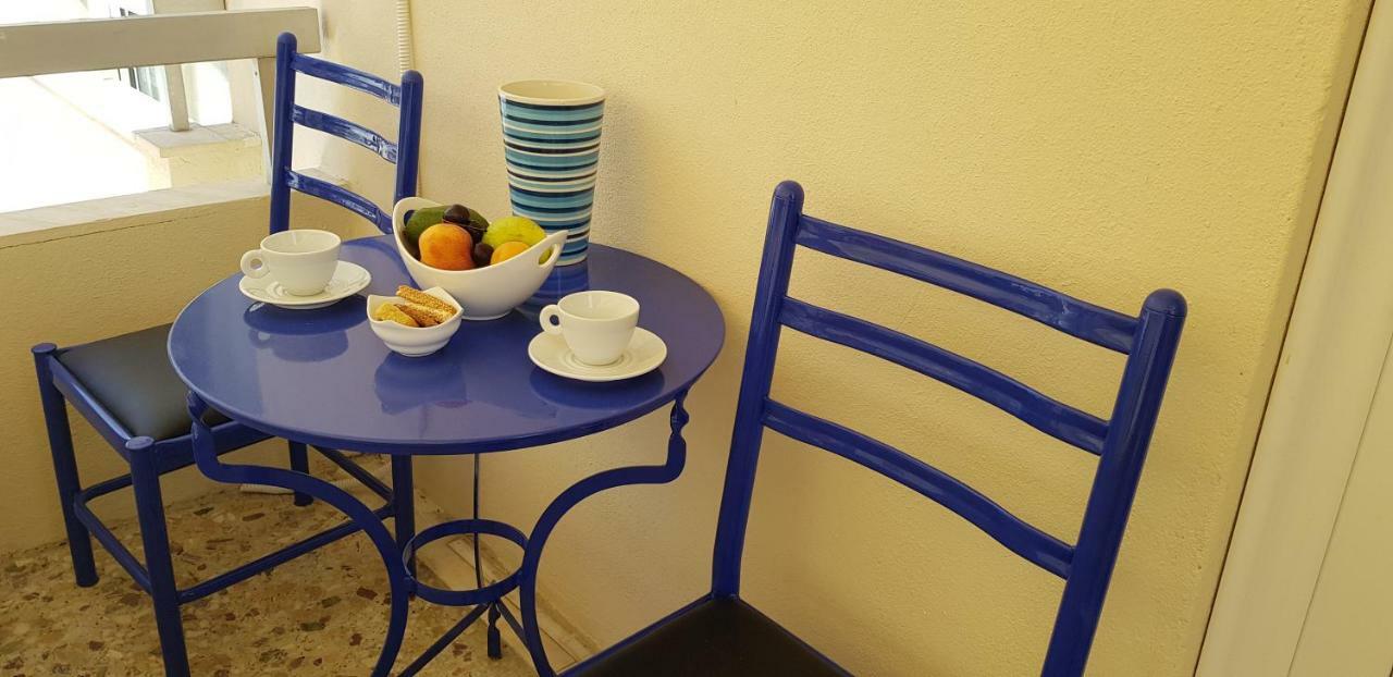 Spacious Apartment In The Historical Center Of Atenas Exterior foto
